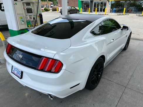Used 2017 Ford Mustang GT w/ GT Performance Package image 8