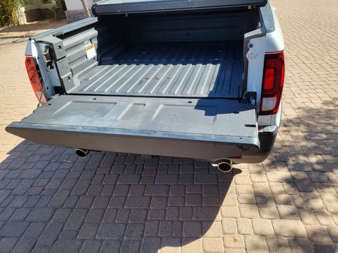 Used 2021 Honda Ridgeline Sport image 8