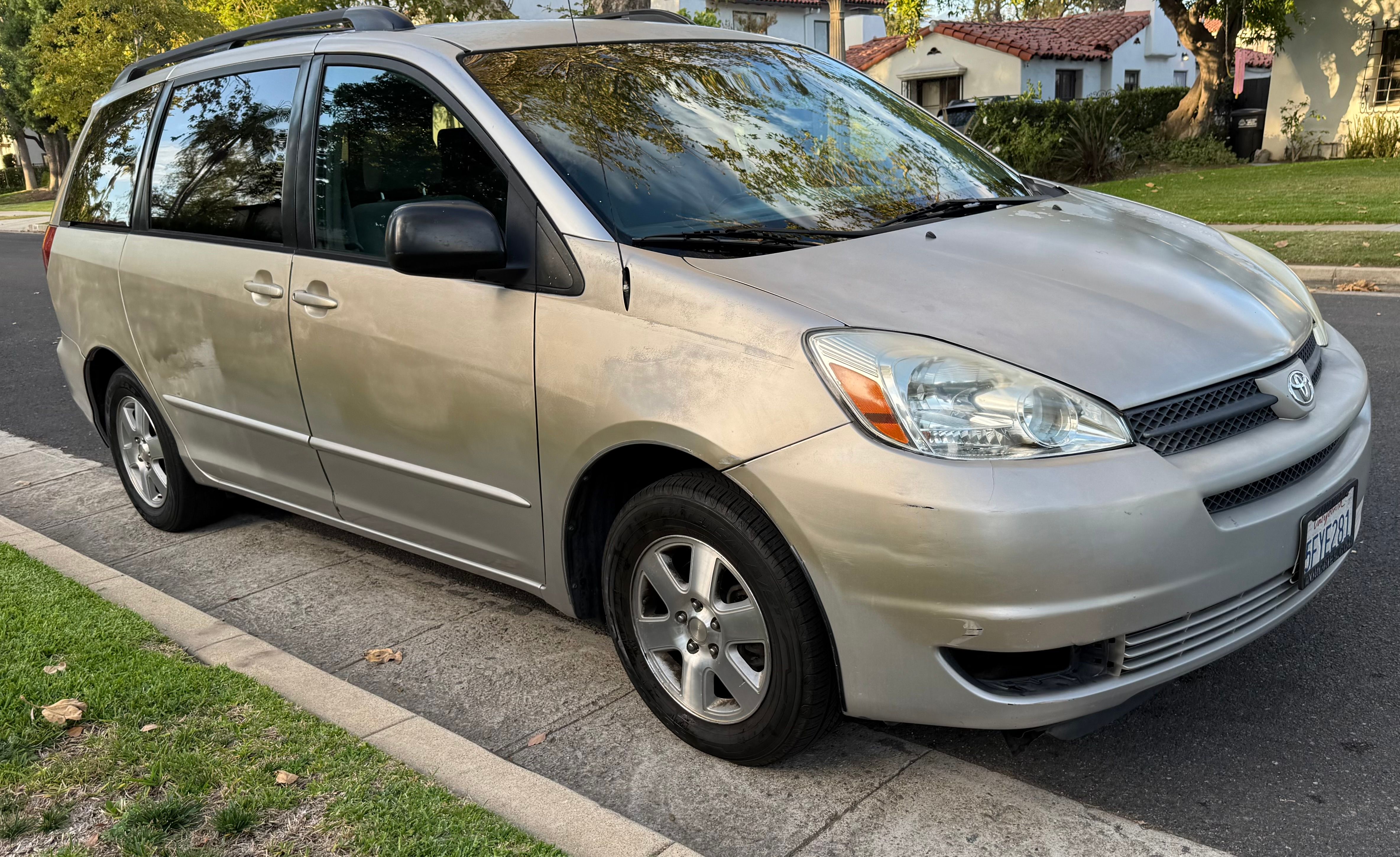 Used 2004 Toyota Sienna LE FWD image 6