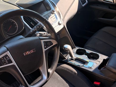 Used 2015 GMC Terrain SLE w/ Convenience Package image 8