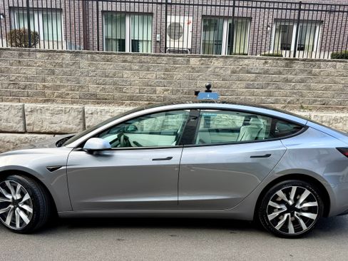 Used 2025 Tesla Model 3 Long Range RWD image 6