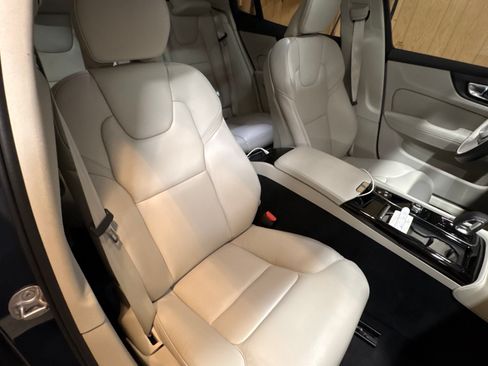 Used 2024 Volvo S60 T8 Plus w/ Protection Package Premier image 29