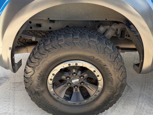 Used 2017 Ford F150 Raptor w/ Equipment Group 802A Luxury AWD/4WD image 5