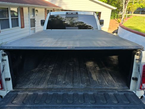 Used 2018 RAM 3500 Laramie Longhorn w/ Max Tow Package image 8