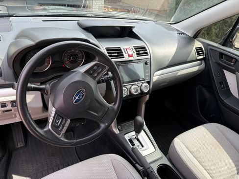 Used 2016 Subaru Forester 2.5i Premium image 6