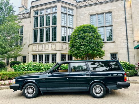 Used 1993 Volvo 240 Wagon image 10