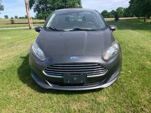 Used 2015 Ford Fiesta SE FWD image 5
