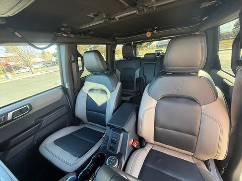 Used 2024 Ford Bronco Wildtrak image 23