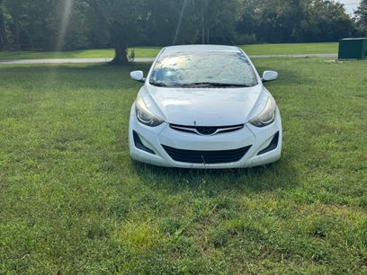 Used 2015 Hyundai Elantra SE