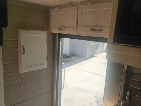 Used 2008 Chevrolet Express 3500 image 5