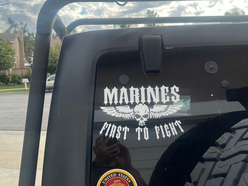 Used 2012 Jeep Wrangler Unlimited Sport image 17