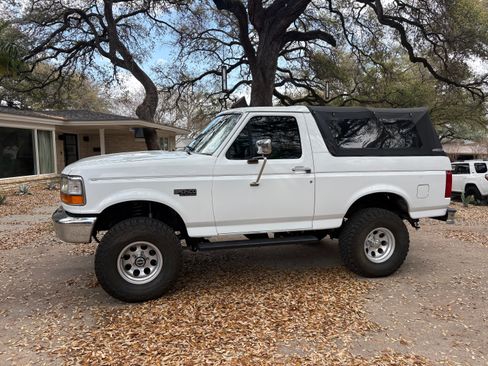 Used 1994 Ford Bronco image 5