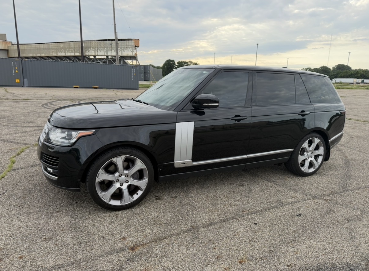 Used 2017 Land Rover Range Rover Long Wheelbase Supercharged AWD/4WD image 1