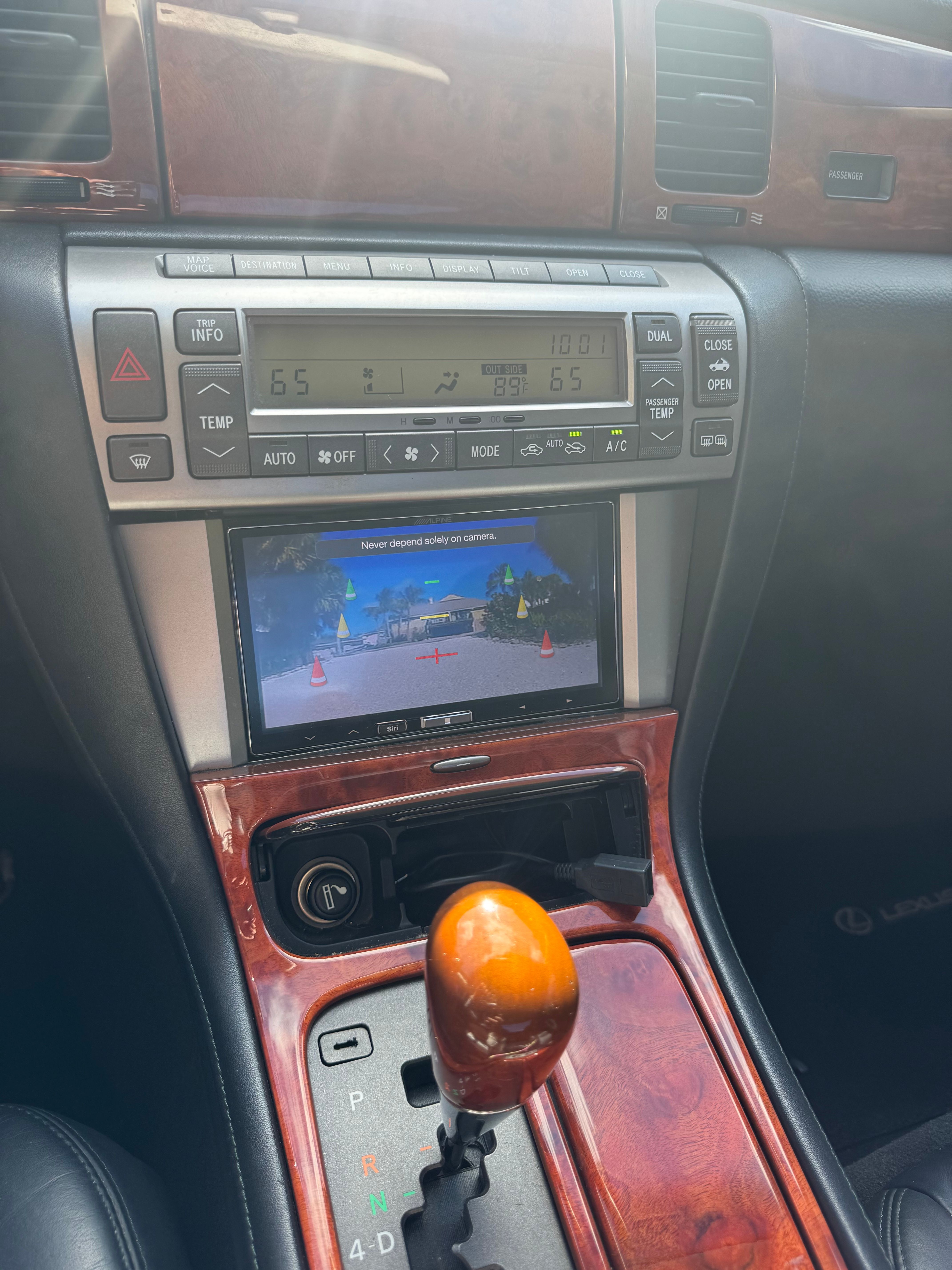 Used 2003 Lexus SC 430 Convertible RWD image 16