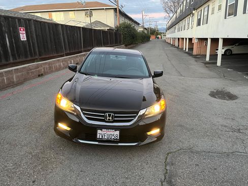 Used 2013 Honda Accord Sport image 6