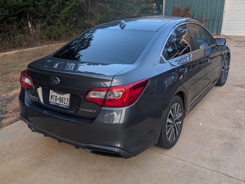 Used 2018 Subaru Legacy 2.5i Premium image 4