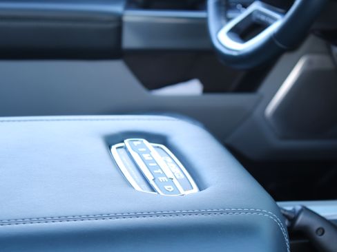 Used 2024 Ford F450 Limited w/ FX4 Off-Road Package image 15