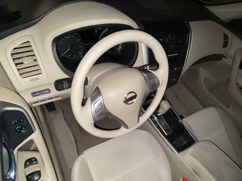 Used 2013 Nissan Altima 2.5 S image 13