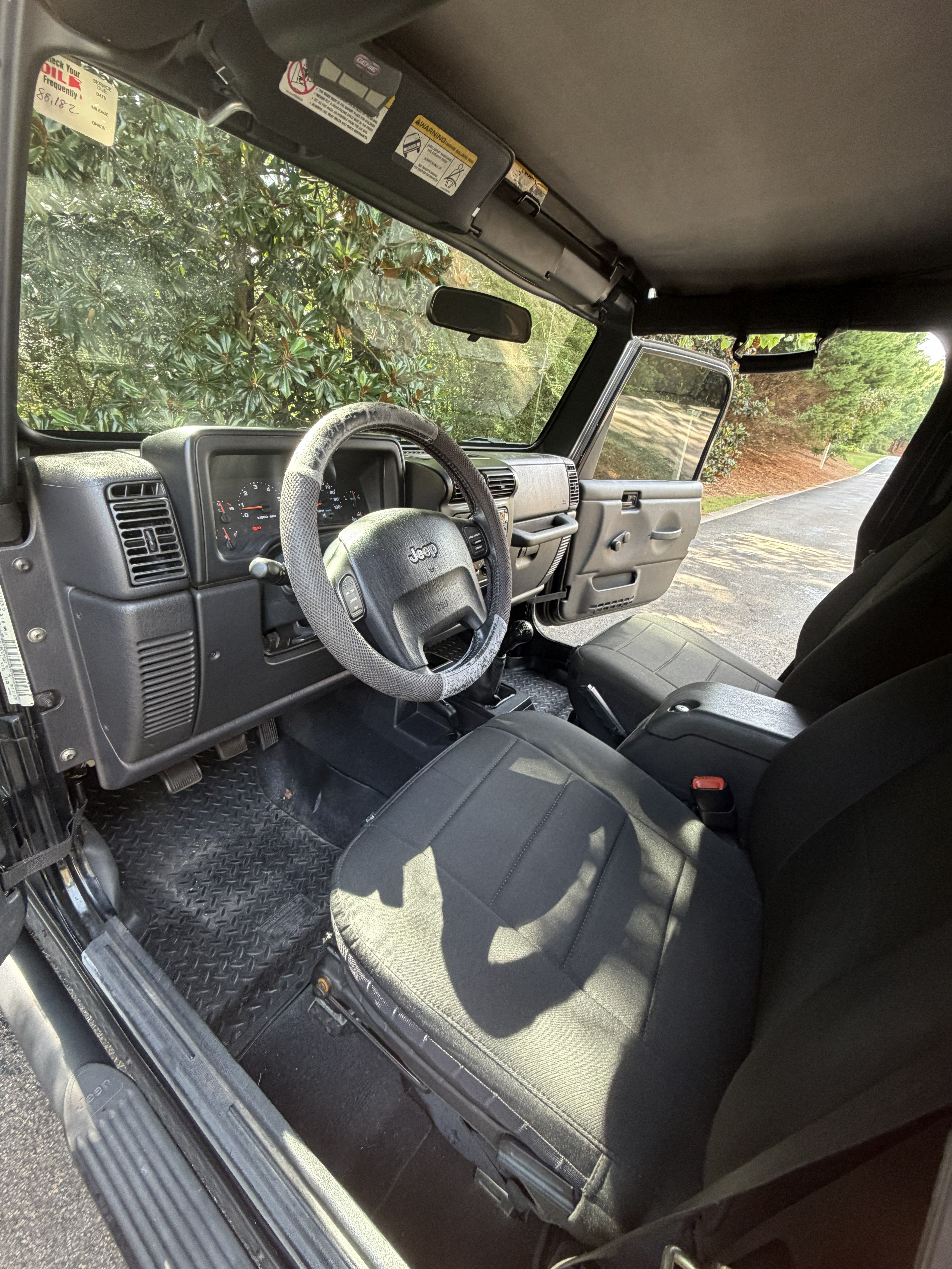 Used 2006 Jeep Wrangler X w/ Premium Audio Group AWD/4WD image 21
