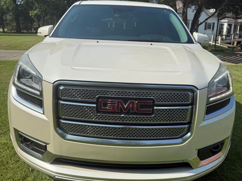 Used 2015 GMC Acadia Denali FWD image 2