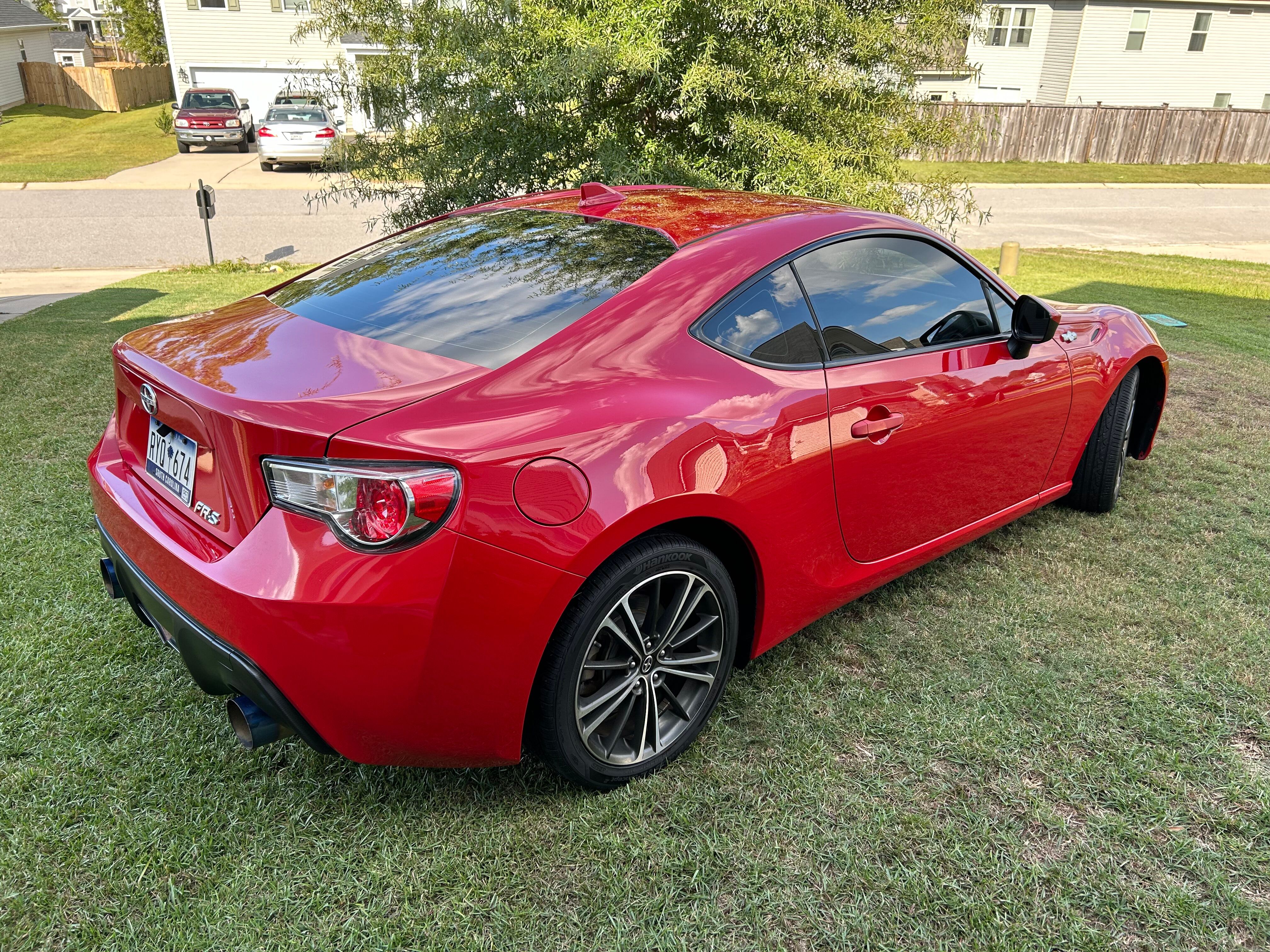 Used 2015 Scion FR-S Release Series 1.0 RWD image 9