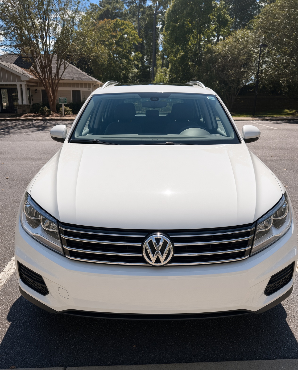 Used 2017 Volkswagen Tiguan Wolfsburg Edition FWD image 2