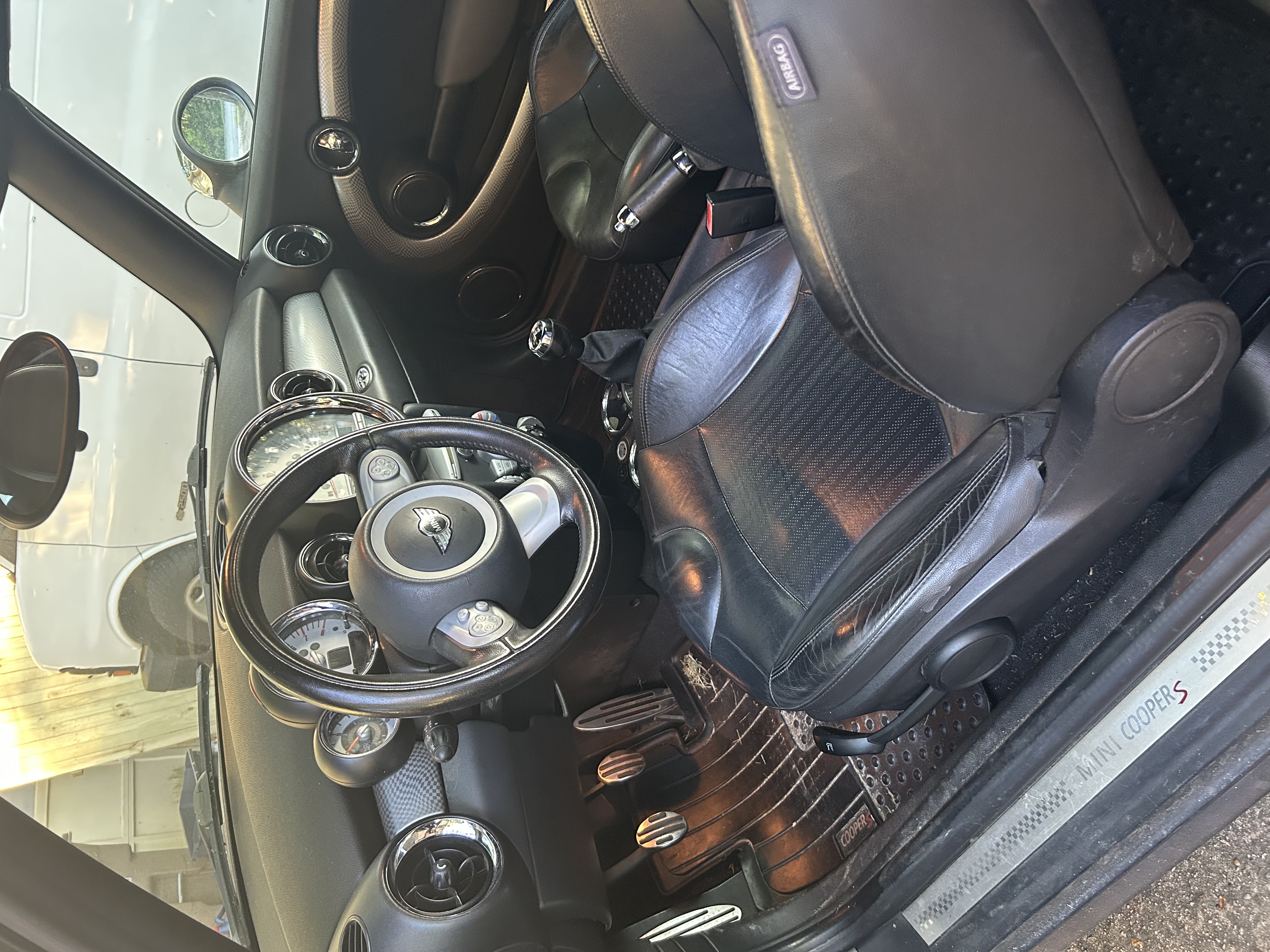 Used 2009 MINI Cooper S FWD image 9