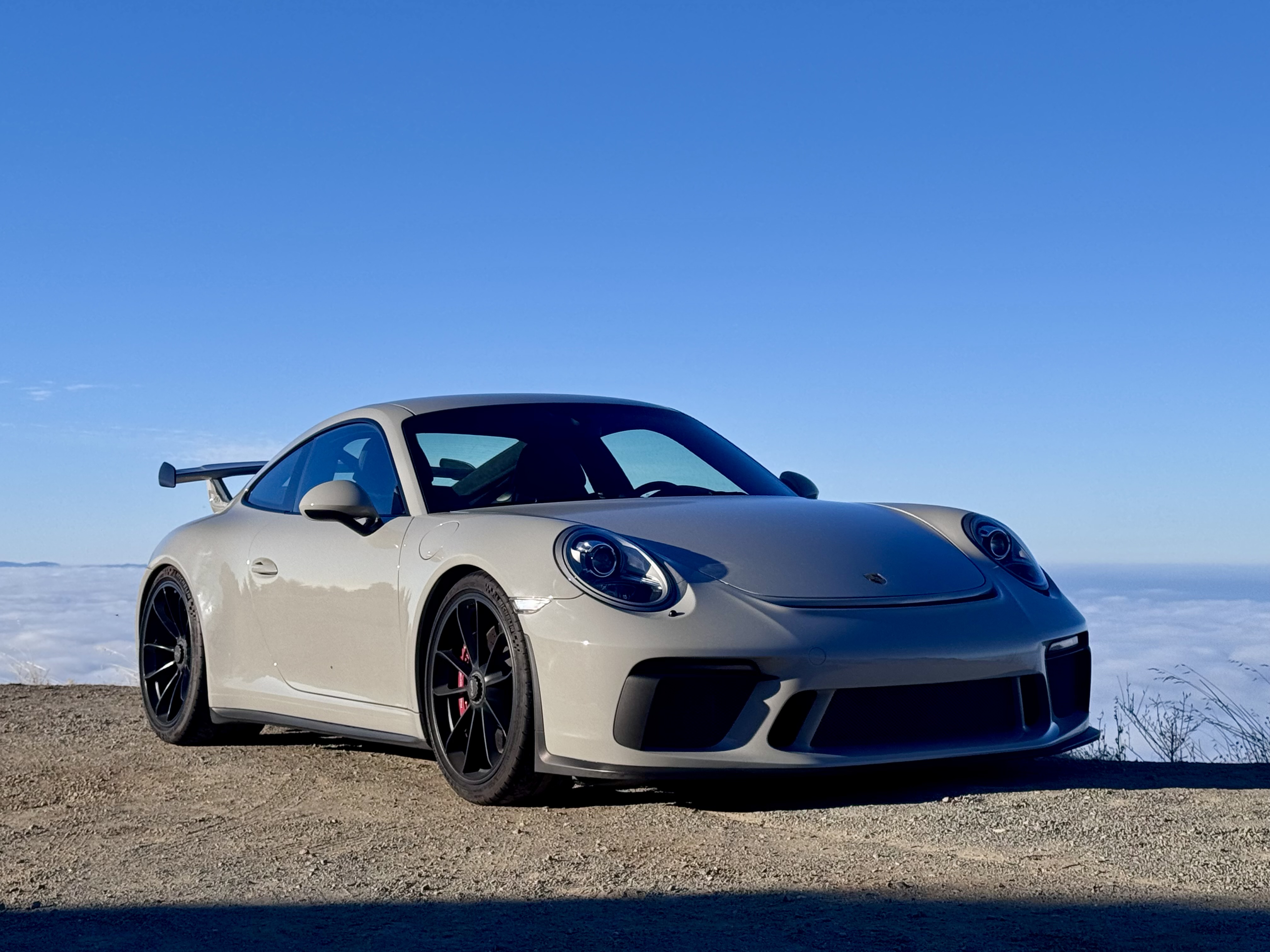Used 2018 Porsche 911 GT3 RWD image 1