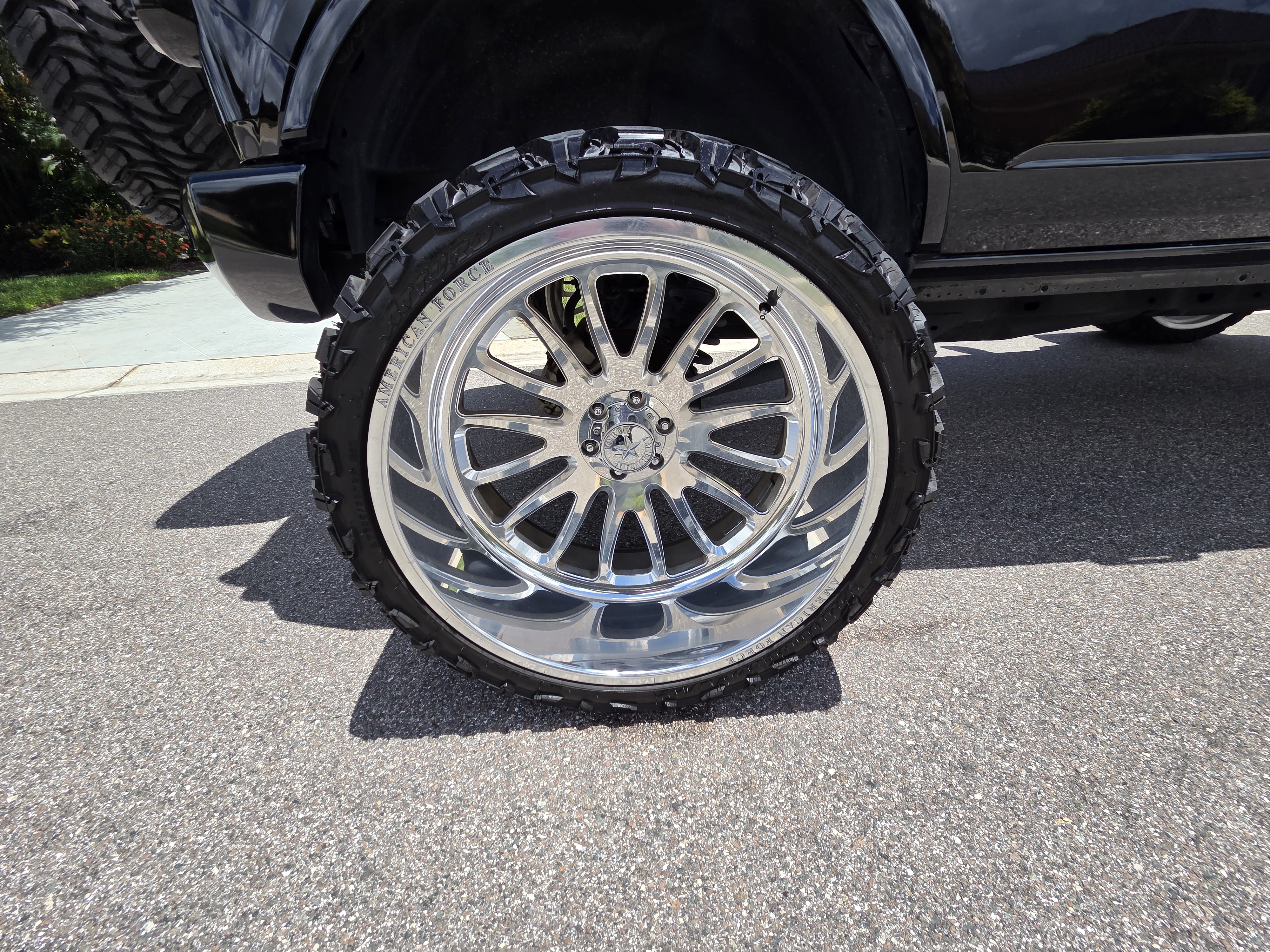 Used 2021 Ford Bronco Outer Banks AWD/4WD image 6