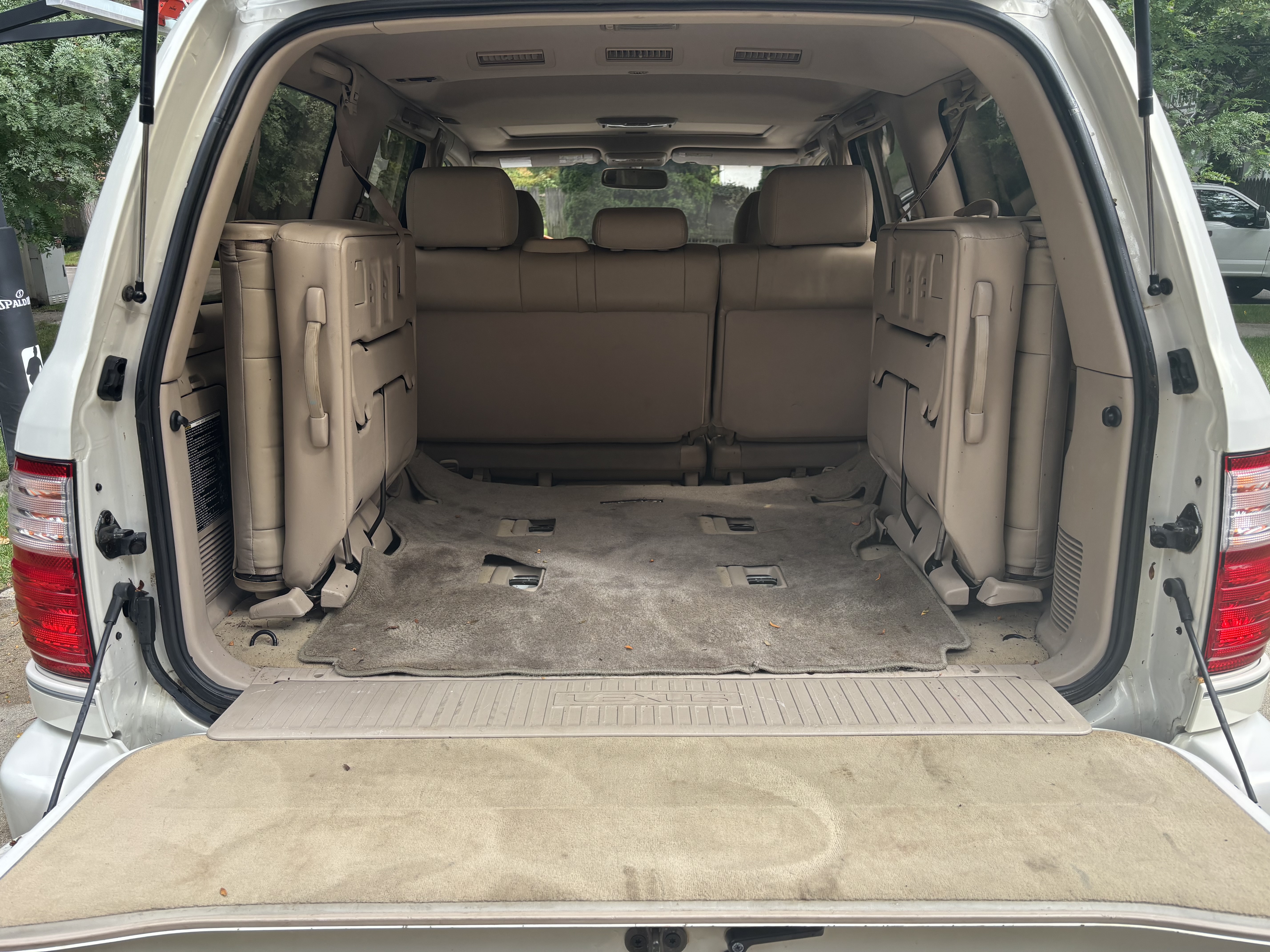 Used 2002 Lexus LX 470 4WD image 8