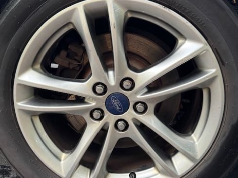 Used 2016 Ford Fusion Energi Titanium image 13