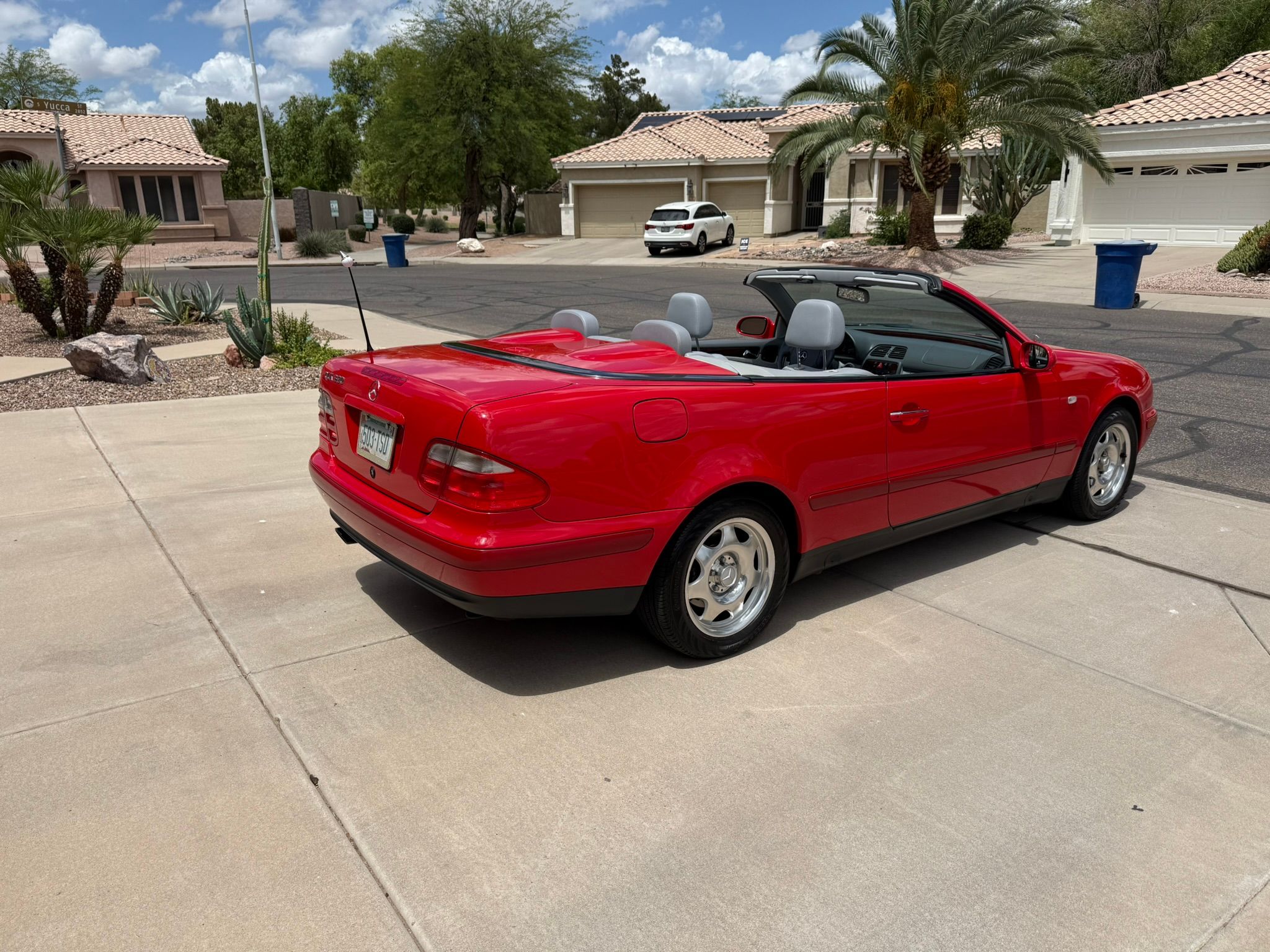 Used 1999 Mercedes-Benz CLK 320 Cabriolet image 12