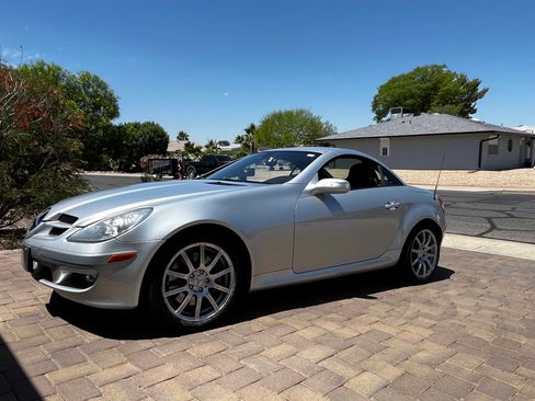Used 2005 Mercedes-Benz SLK 350 image 21