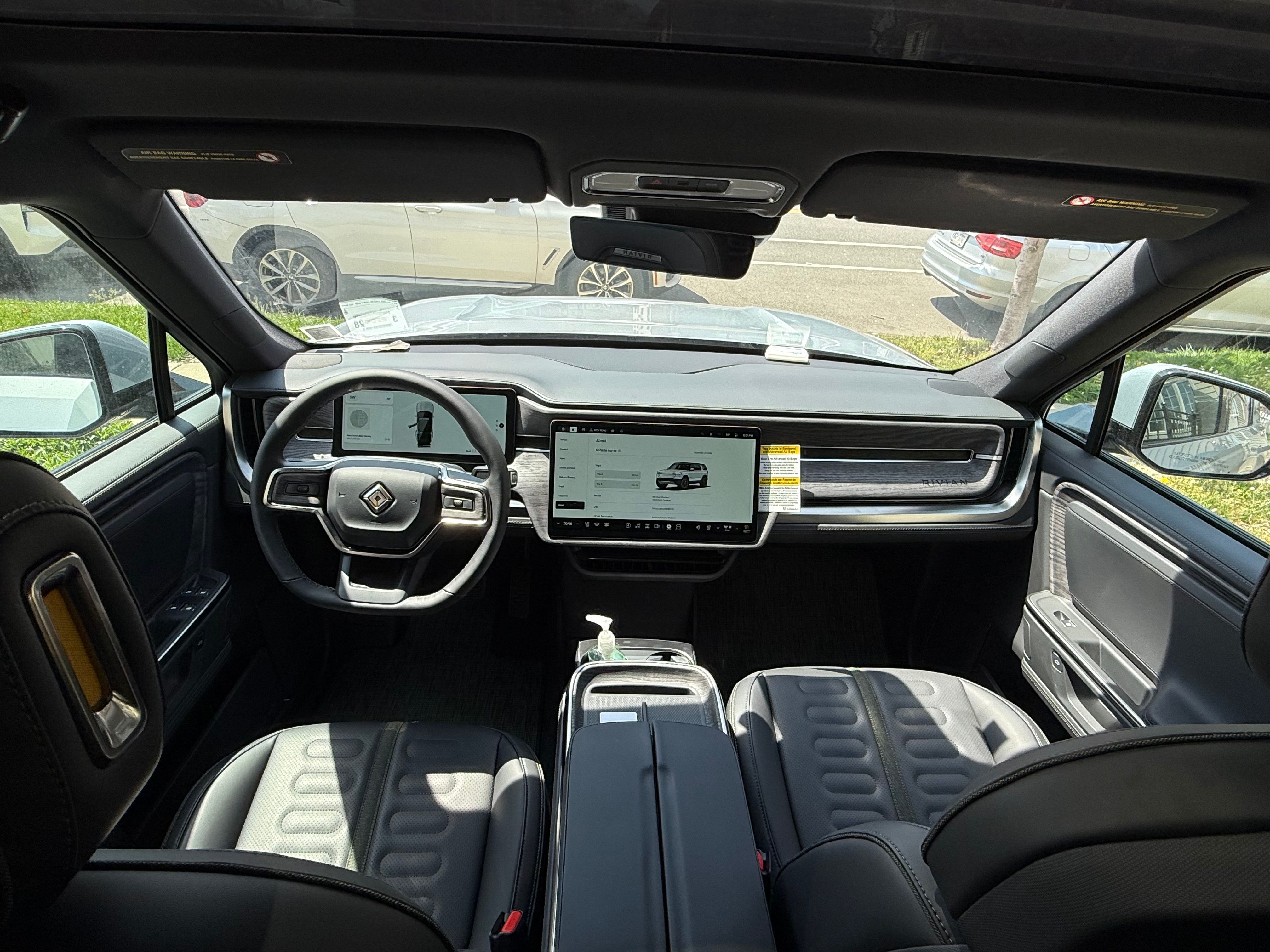 Used 2026 Rivian R1S Adventure AWD/4WD image 8