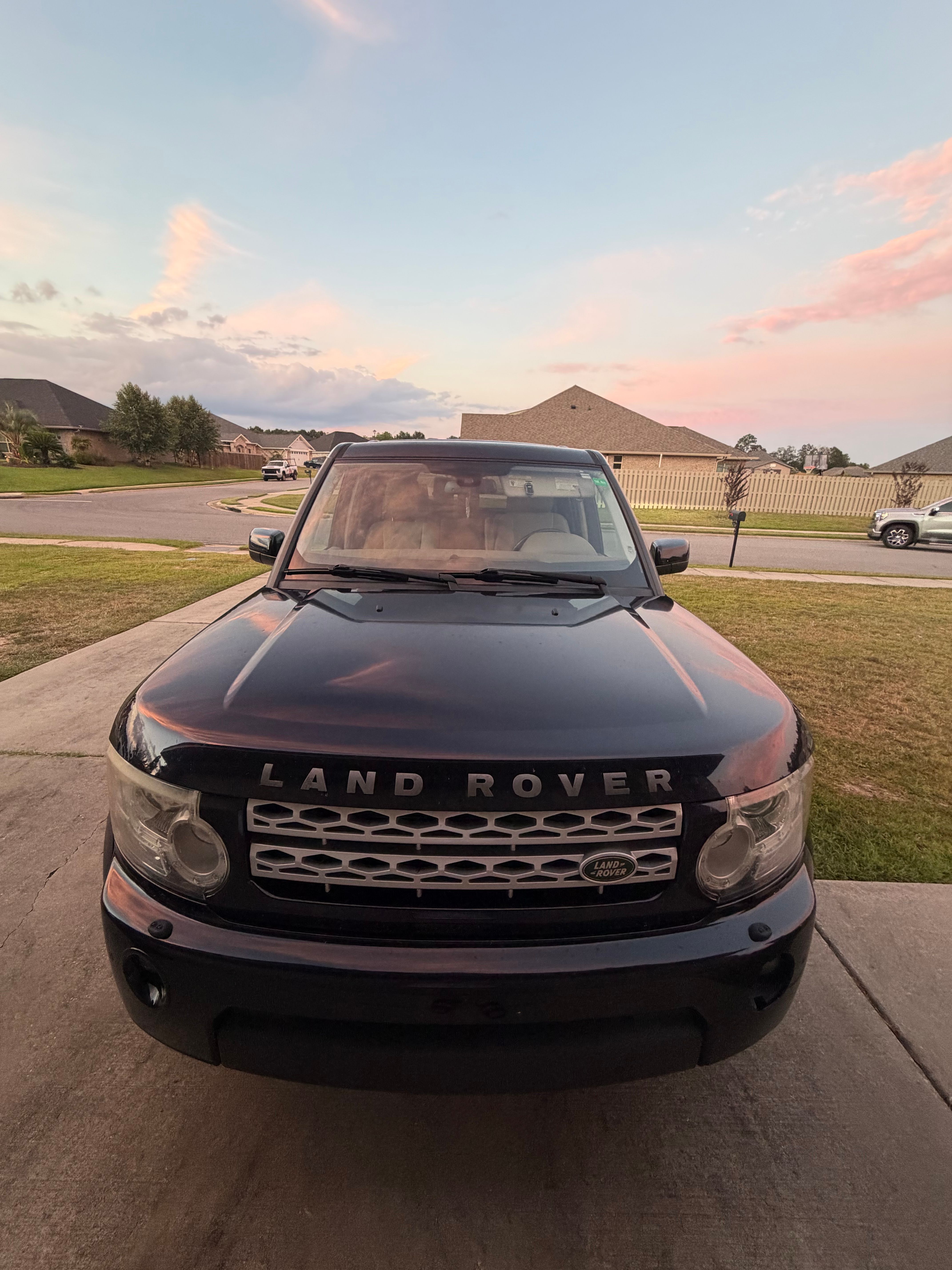 Used 2012 Land Rover LR4 HSE AWD/4WD image 9