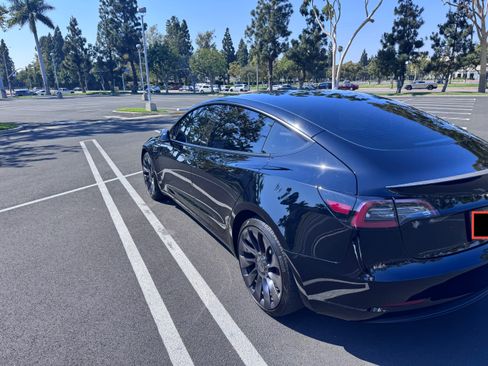 Used 2023 Tesla Model 3 Performance image 9