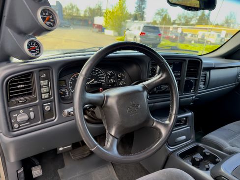 Used 2002 Chevrolet Silverado 2500 LS w/ Off-Road Skid Plate Pkg image 20