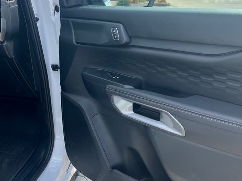 Used 2024 Ford Ranger XLT w/ Technology Package image 2