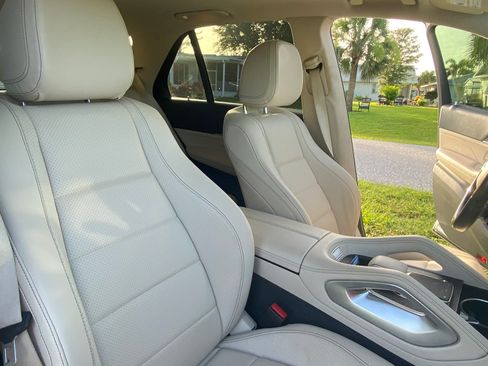 Used 2020 Mercedes-Benz GLE 350 4MATIC image 9