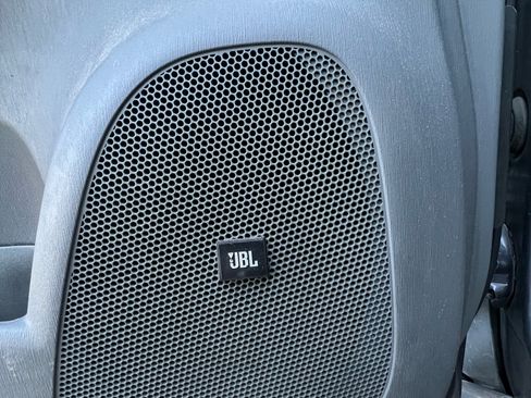 Used 2010 Toyota Prius Five image 9