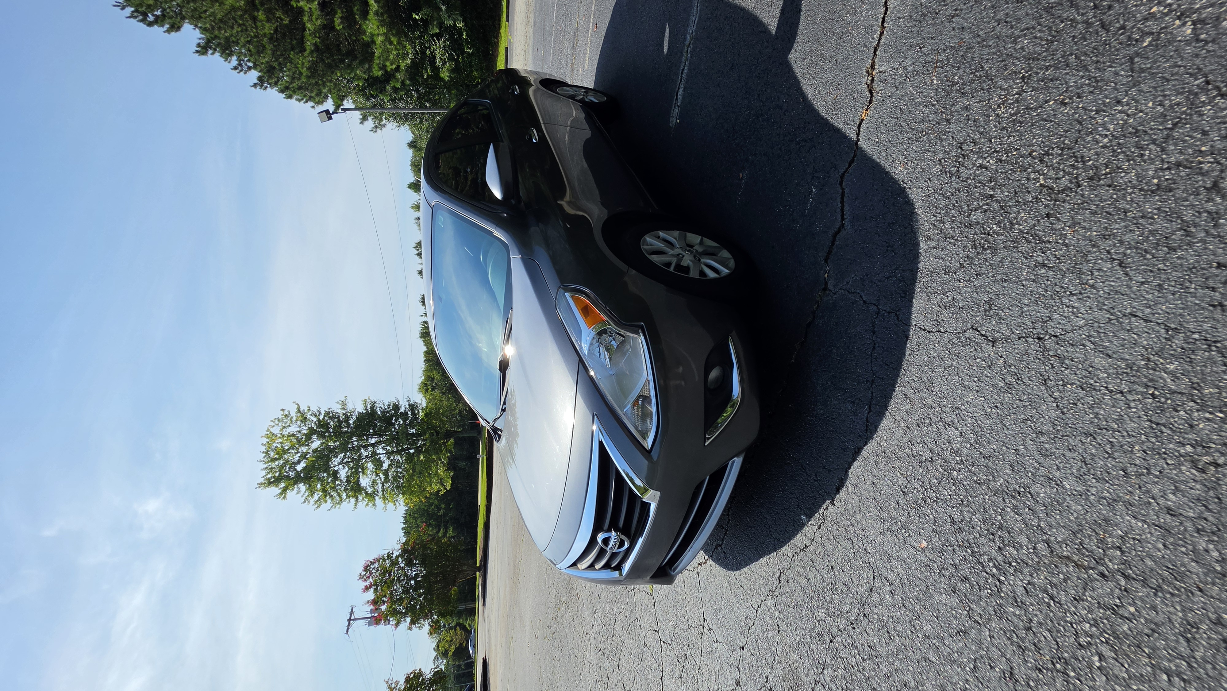 Used 2019 Nissan Versa SV w/ SV Special Edition Package FWD image 1