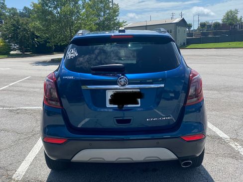 Used 2019 Buick Encore Essence w/ Experience Buick Package FWD image 8