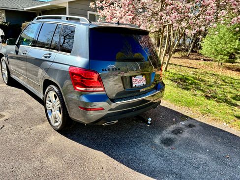 Used 2014 Mercedes-Benz GLK 250 BlueTEC 4MATIC image 2