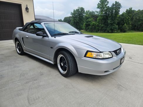Used 2000 Ford Mustang GT image 4
