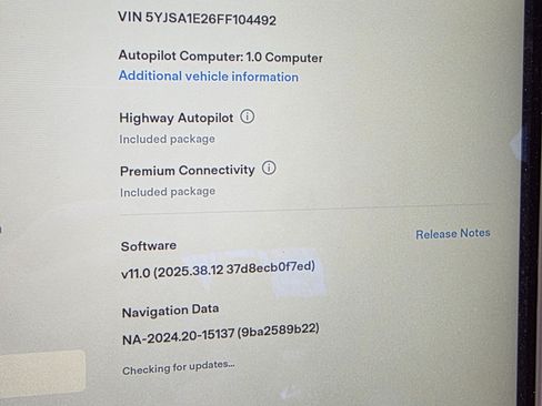 Used 2015 Tesla Model S 85D image 10