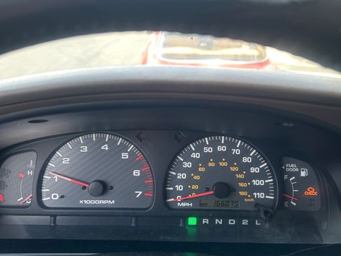 Used 1999 Toyota 4Runner SR5 image 8