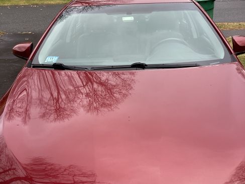 Used 2015 Toyota Camry XLE image 1