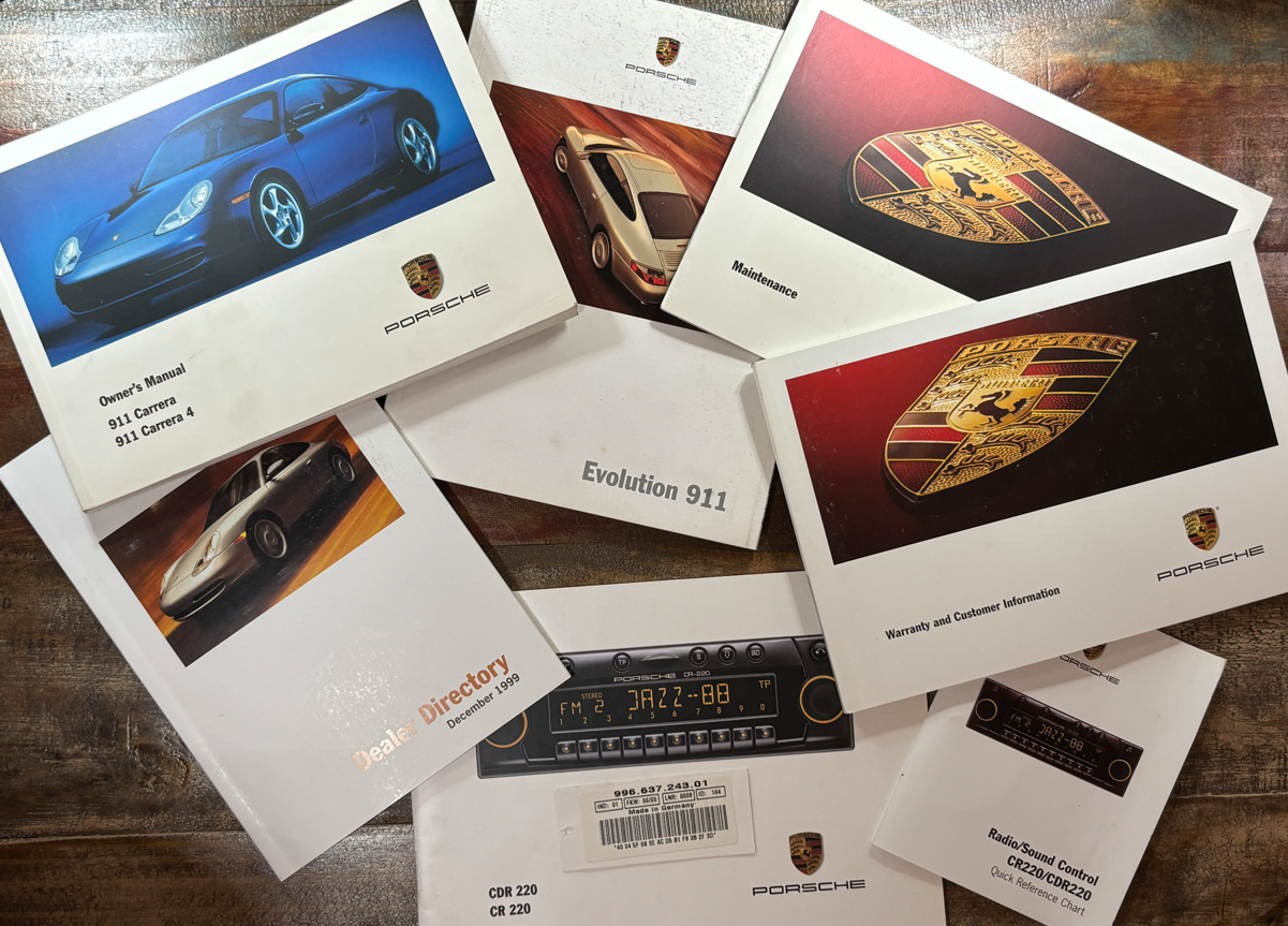 Used 2000 Porsche 911 Cabriolet image 9