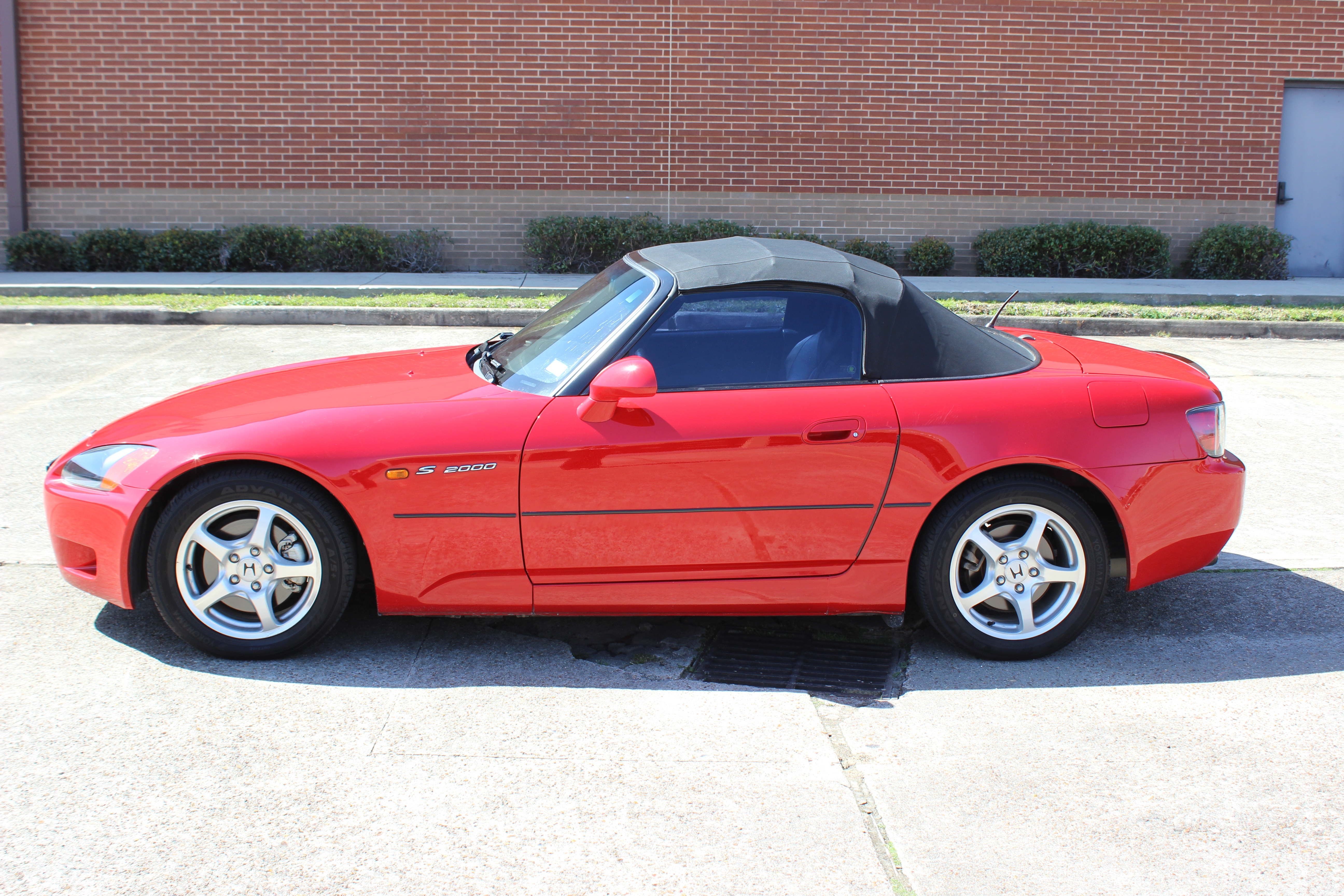 Used 2002 Honda S2000 image 4