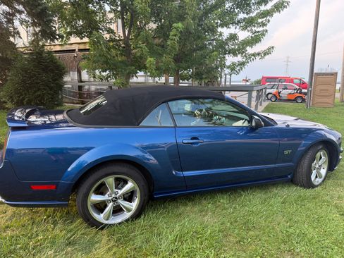 Used 2008 Ford Mustang GT Premium RWD image 8